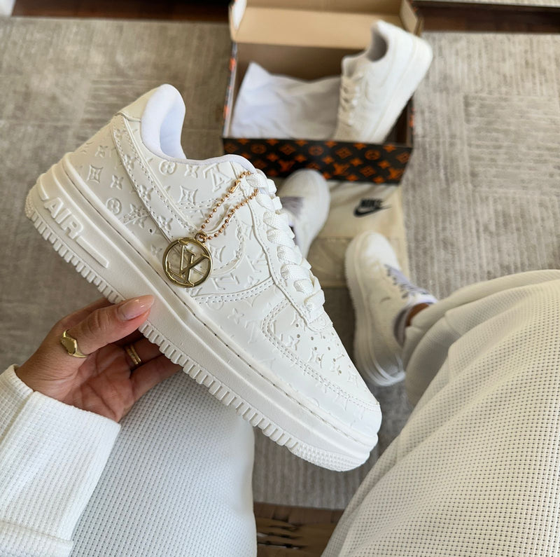 NIKE AIR FORCE LOUIS VUITTON BRANCO