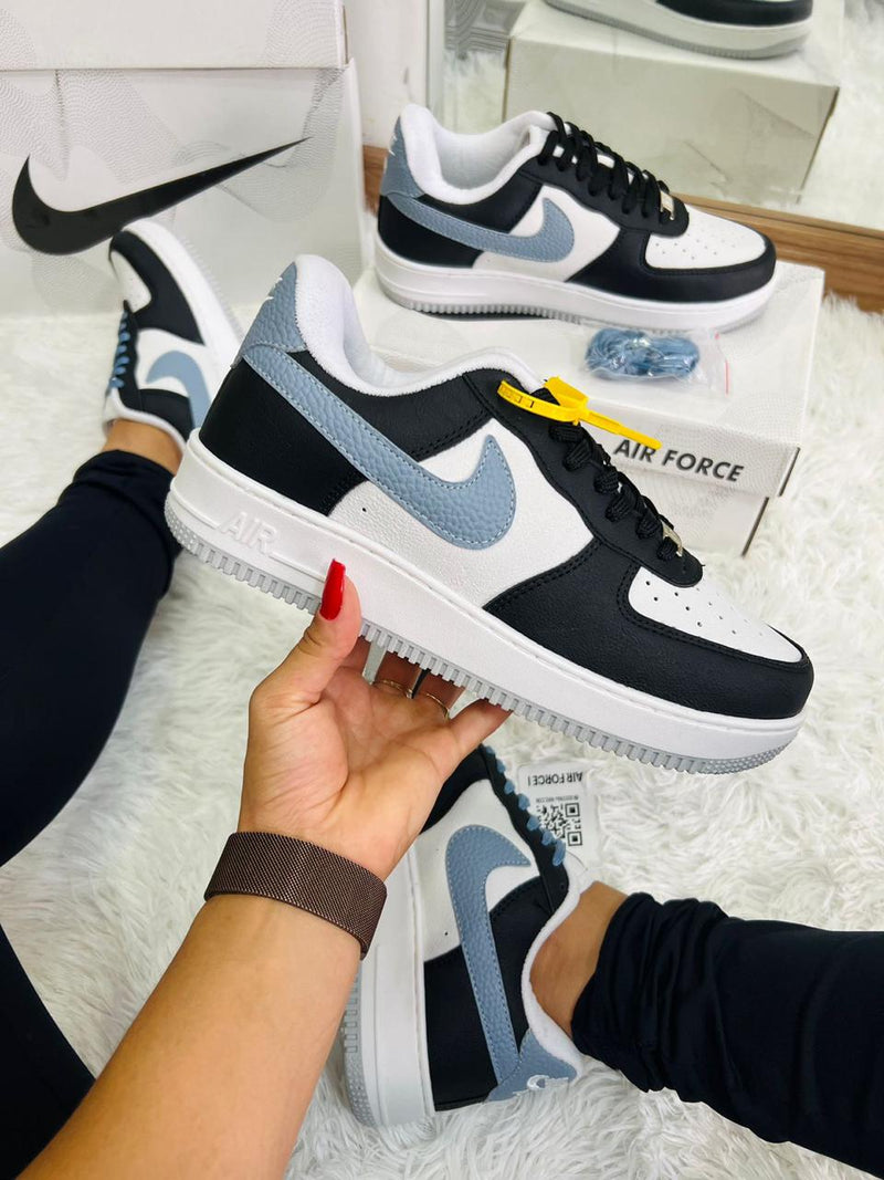 NIKE AIR FORCE BRANCO PRETO AZUL