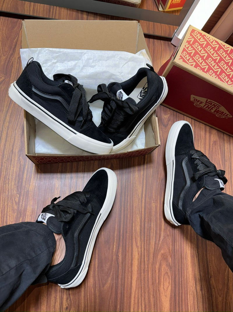 VANS KNU PRETO BEGE