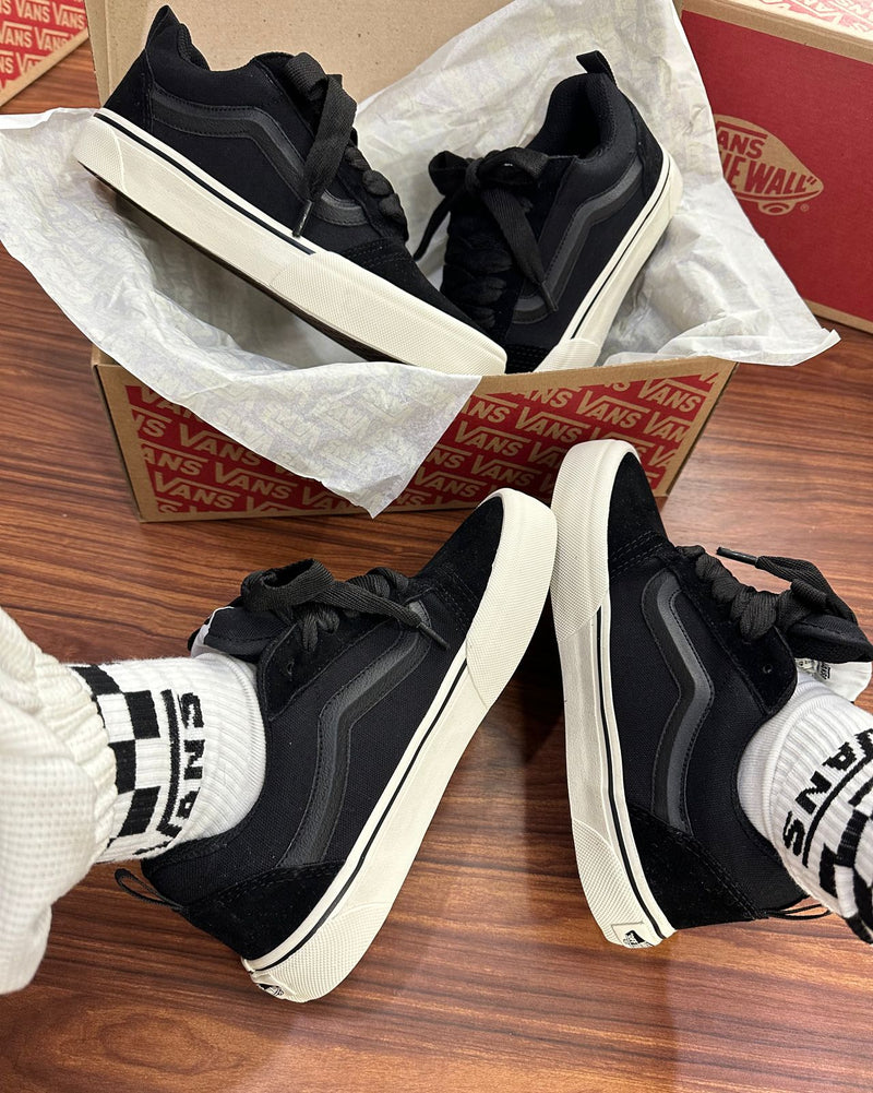 VANS KNU PRETO BEGE